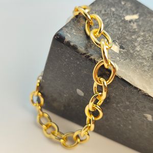 Brazalete Golden Chains Dorado